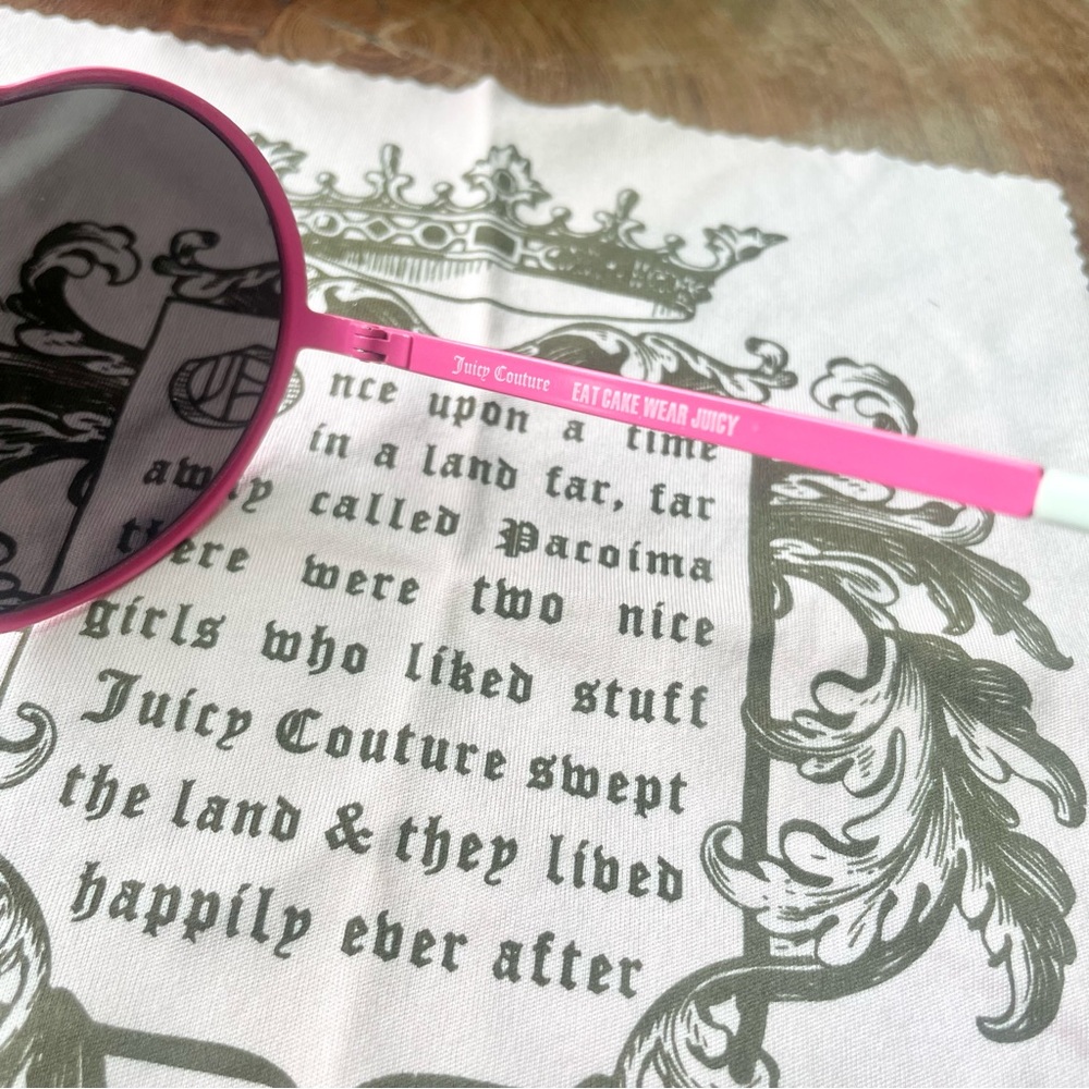 Juicy Couture Hot Pink Lolita Heart Shaped Sunglasses with Case RARE/HTF - Picture 10 of 12